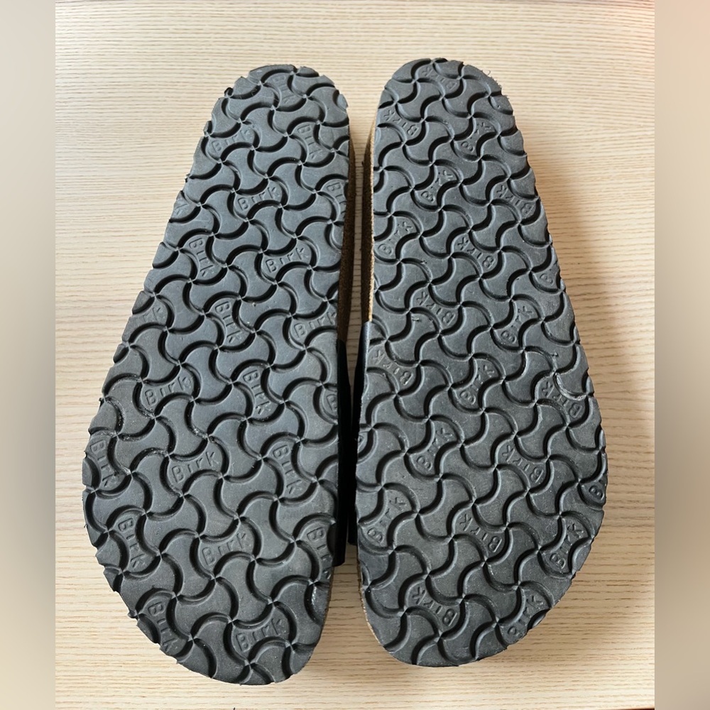 BIRKENSTOCK Woman’s Madrid Sandal - Picture 6 of 7